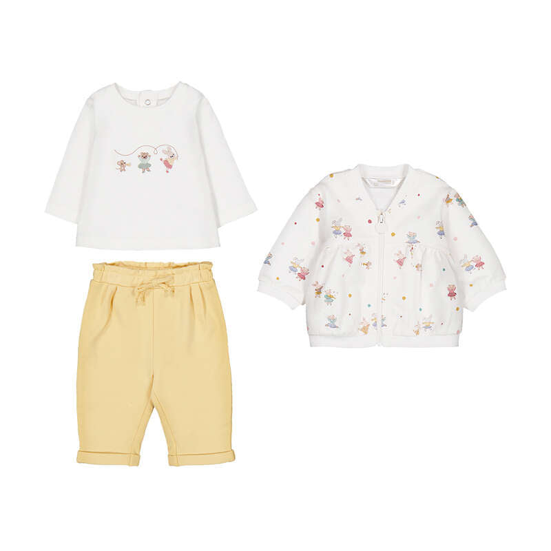 Set 3 pezzi neonata Mayoral: maglia bianca con topolini, pantaloni giallo burro con fiocco e giacchino bianco con fatine colorate