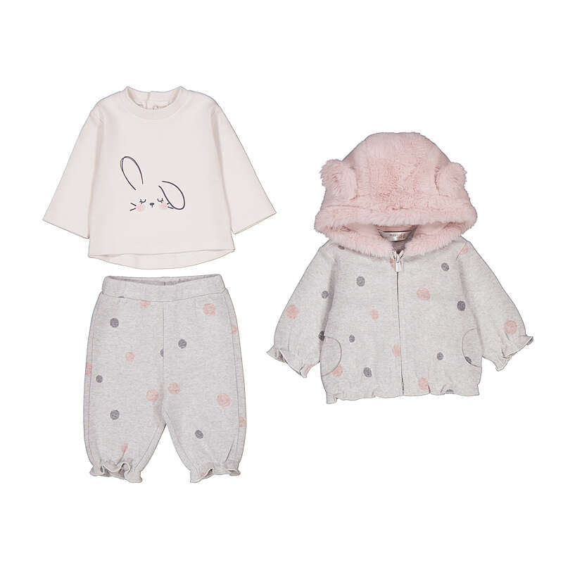 Set 3 pezzi neonata Mayoral: maglia panna con coniglietto, pantaloni grigi a pois rosa e argento con rouche e giacchino grigio a pois con cappuccio in pelliccia rosa