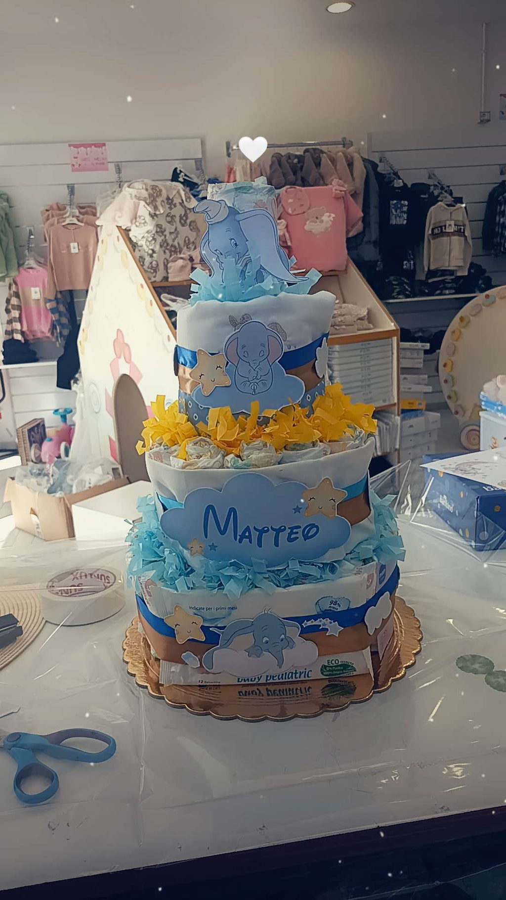 Torta di pannolini scenografica