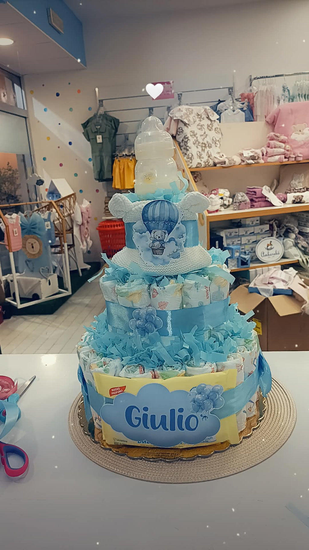 Torta di pannolini scenografica