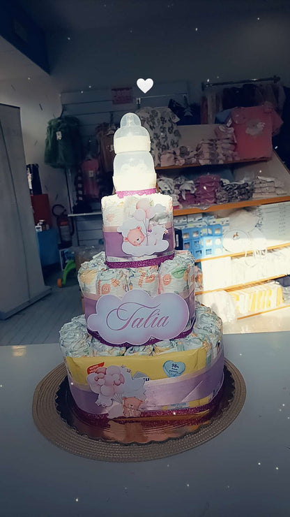 Torta di pannolini scenografica