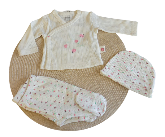 set 3 pezzi new born Yatsi